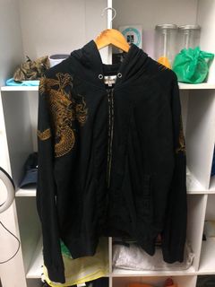(Category: ) located in . Submitted by aziz1995 (Listing ID 1460682683, Image 1). Description: .