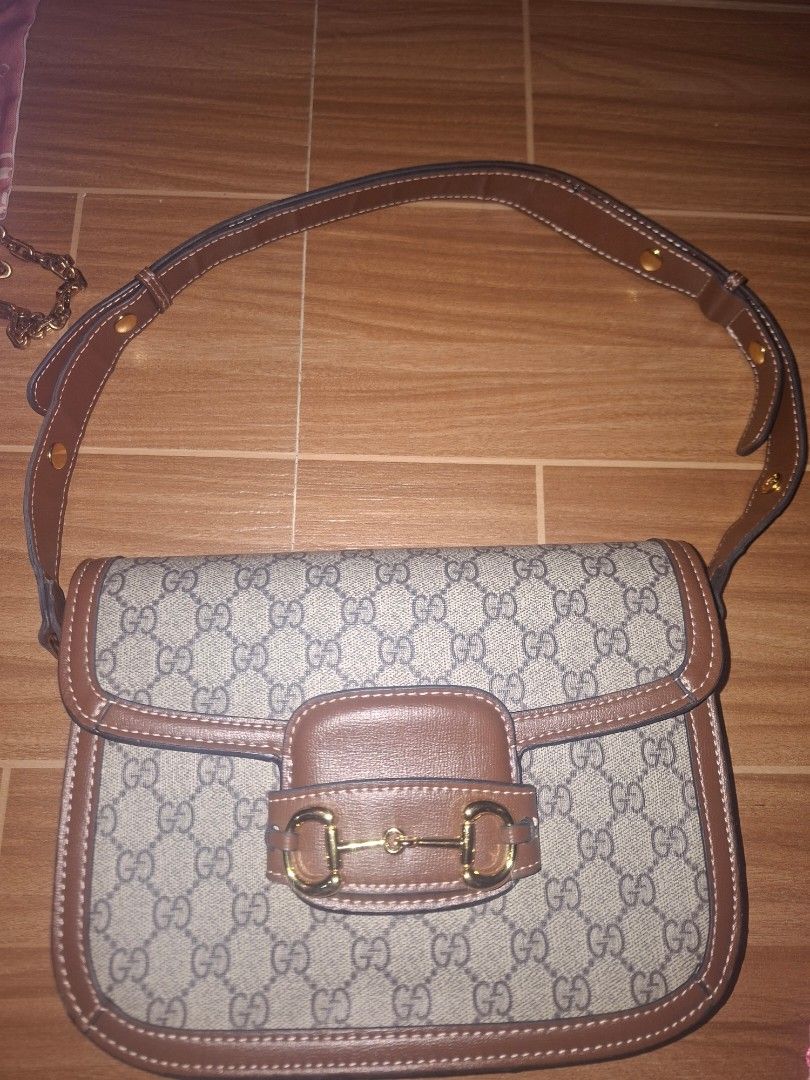 Horsebet gucci (Category: Luxury Bags & Wallets) located in Andop. Submitted by deinlakarol_211 (Listing ID 1460558249, Image 1). Description: coded with etikita no issue gold pa hardwares.