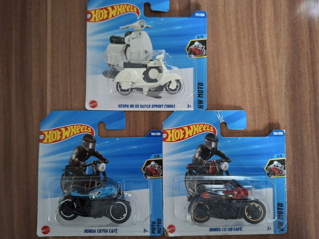 Hot wheels (Category: Vehicle & Diecast Models) located in Valenzuela. Submitted by piayap14 (Listing ID 1460596988, Image 2). Description: Hotwheels for sale aspack or per piece.