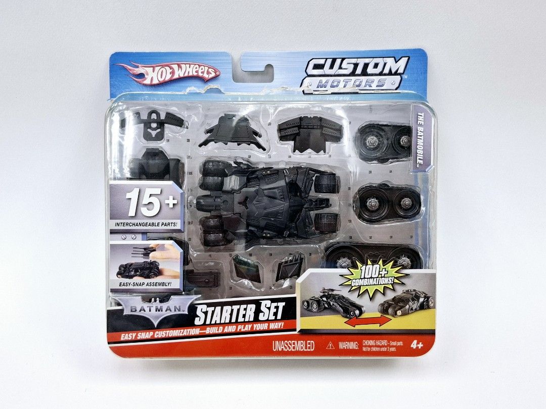 Hot Wheels Batman The Batmobile 蝙蝠車 Starter Set （分類：汽車模型）位於 Hong Kong。 由 jng1668 提交（商品編號 1460555121，圖片 1）。簡介： 已開，可自由組合升級版，紅圈位用升級版有少鬆 (原版冇鬆)，齊件，有說明書，只限港鐵站面交，請自備購物袋，只收現金，不收硬幣、伍佰元紙幣及壹仟元紙幣，完美主義者勿投！ 請出價確定及約交收， 港鐵站交收時間如下: 星期一二：14:00-17:00 美孚至尖沙咀站，油麻地至調景嶺站，中環至筲箕灣站，北角至寶琳站 星期四：18:30 寶琳站 星期五：18:30 寶琳站 星期六：18:00 寶琳站 星期日：15:00-17:00 油塘至寶琳站 *不接受評分不足5的買家！。