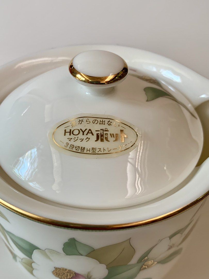HOYA “Camellia” Teapot (Category: Coffee & Tea Tableware) located in Tandag. Submitted by jeason_22 (Listing ID 1460633501, Image 2). Description: • Teapot only • Camellia pattern • Good as new condition • Gold rim & handle lining .