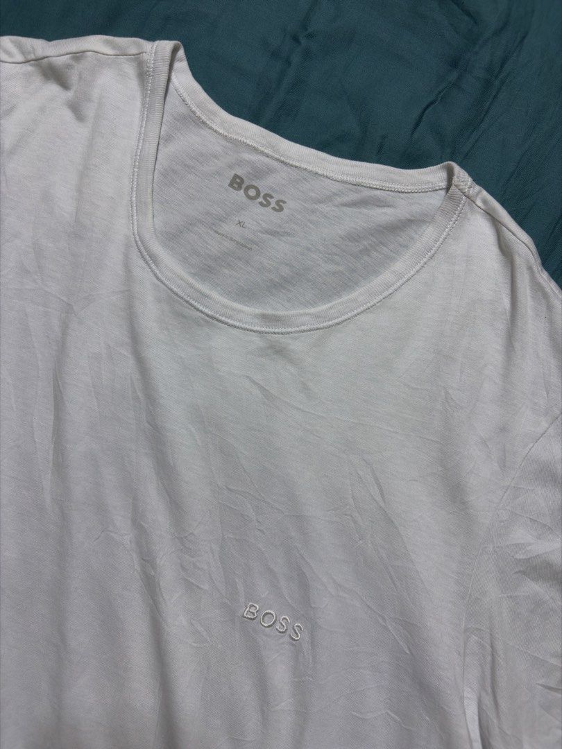 Hugo boss shirt (Category: Tshirts & Polo Shirts ) located in Bayambang. Submitted by frugal_vouge (Listing ID 1460661996, Image 2). Description: Size xl.