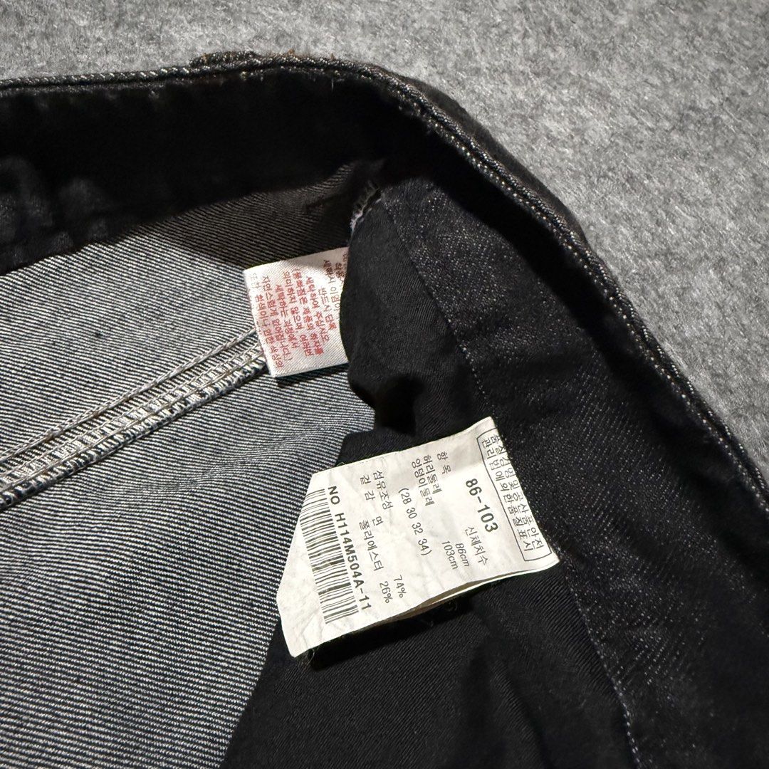 Hum selvedge panta (Category: Jeans) located in Zamboanga. Submitted by arganhadjula28 (Listing ID 1460631453, Image 3). Description: black denim jeans featuring distinctive geometric patterned cuffs and a cinch-back adjuster. Waistline 34 Length 45 Hem 8.