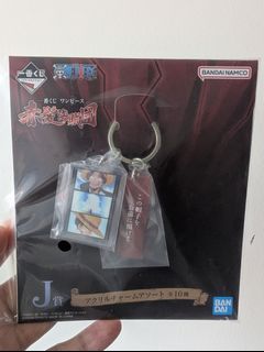 (Category: ) located in . Submitted by seisencollectibles (Listing ID 1460576972, Image 1). Description: .