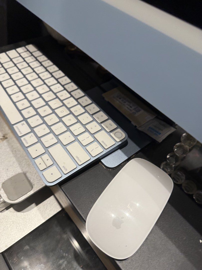 Imac (Category: Desktops) located in Pasig City. Submitted by fashion_alpha (Listing ID 1460658978, Image 3). Description: Nabili sa Power Mac for 100k PHP Rarely use.