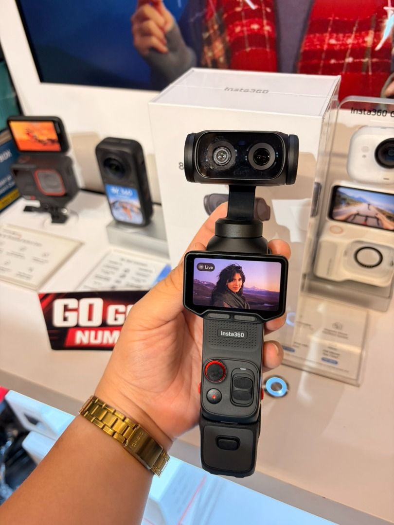 INSTA360 Luna Ultra Standard (Category: Cameras) located in Caloocan City. Submitted by brightfalcon.8419cc (Listing ID 1460620037, Image 1). Description: - Insta360 ONE RS 1-Inch 360 Edition - Dual-lens 8K gimbal camera for immersive footage - Includes original box and all accessories - Ready for your next adventure.