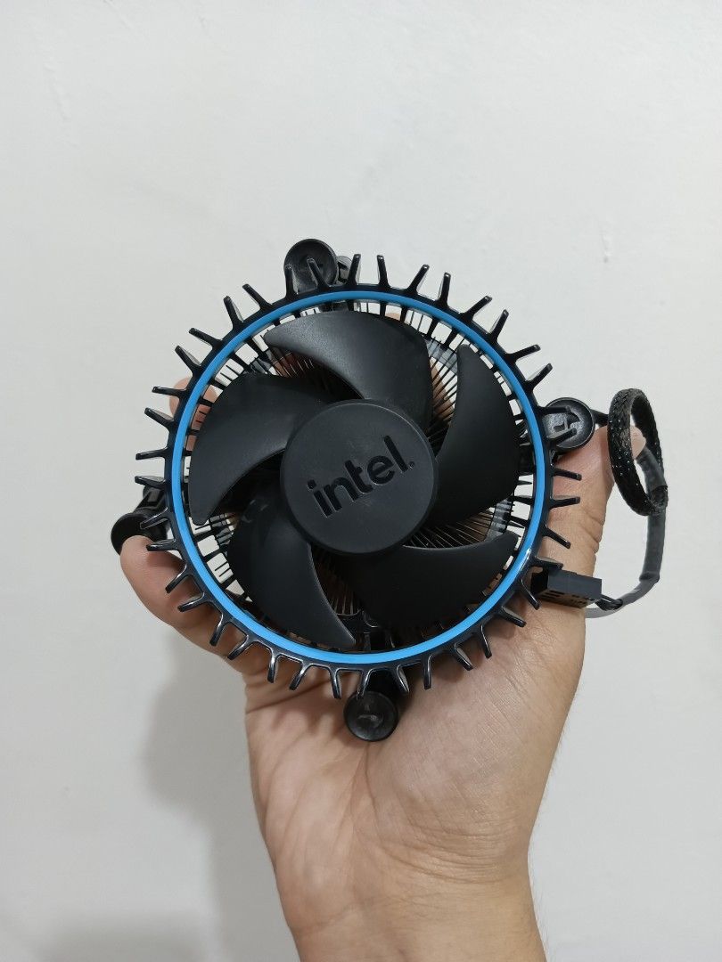 Intel Core i5-12400 (Processor) (Category: Desktops) located in Naga. Submitted by alabyuuuu (Listing ID 1460609873, Image 2). Description: 🔥 INTEL CORE i5-12400 PROCESSOR 🔥 💰 PRICE: ₱6,500 ONLY 🎁 FREE INTEL CPU COOLER 📌 Details: • Intel Core i5-12400 • 6 Cores / 12 Threads • Up to 4.4 GHz Turbo Boost • LGA 1700 Socket • Intel UHD Graphics 730 • Supports DDR4 / DDR5 depending on motherboard • Great for Gaming, Work, School & Productivity • F