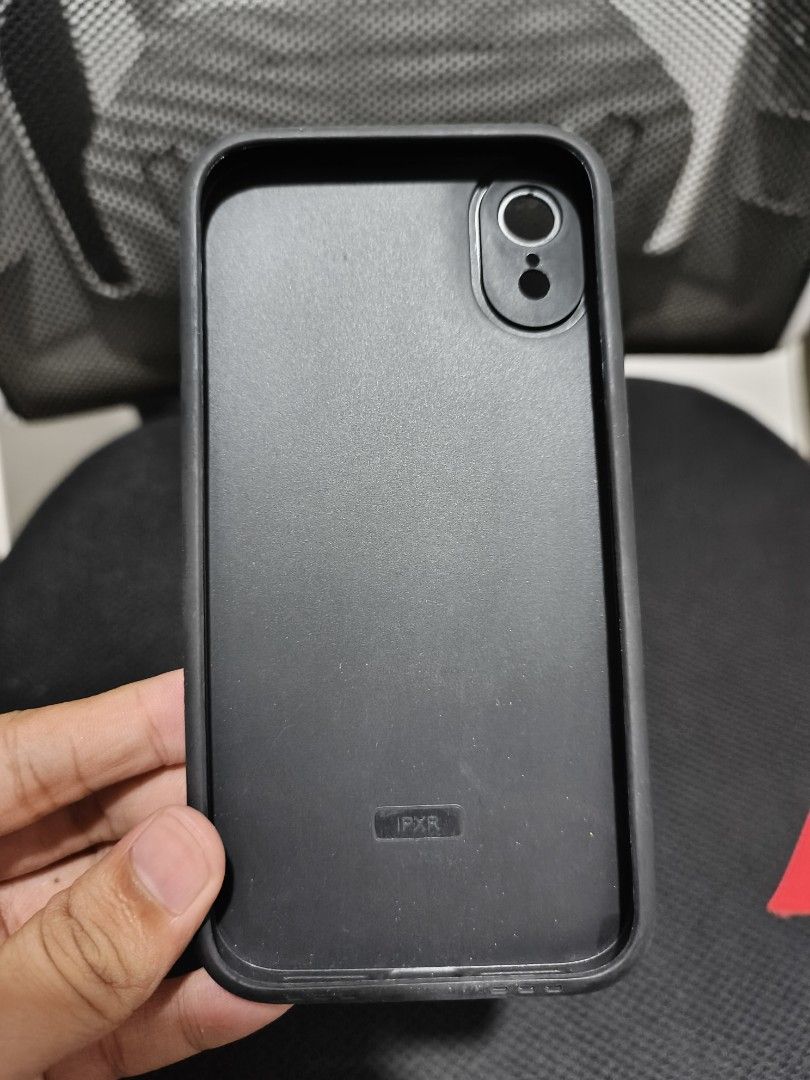 IP XR case (Category: Cases & Sleeves) located in Tuguegarao City. Submitted by domzaiii (Listing ID 1460650919, Image 2). Description: - Designed for iPhone XR - Stylish blue color with a suede-like texture - Protects your phone - Precise camera cutout.