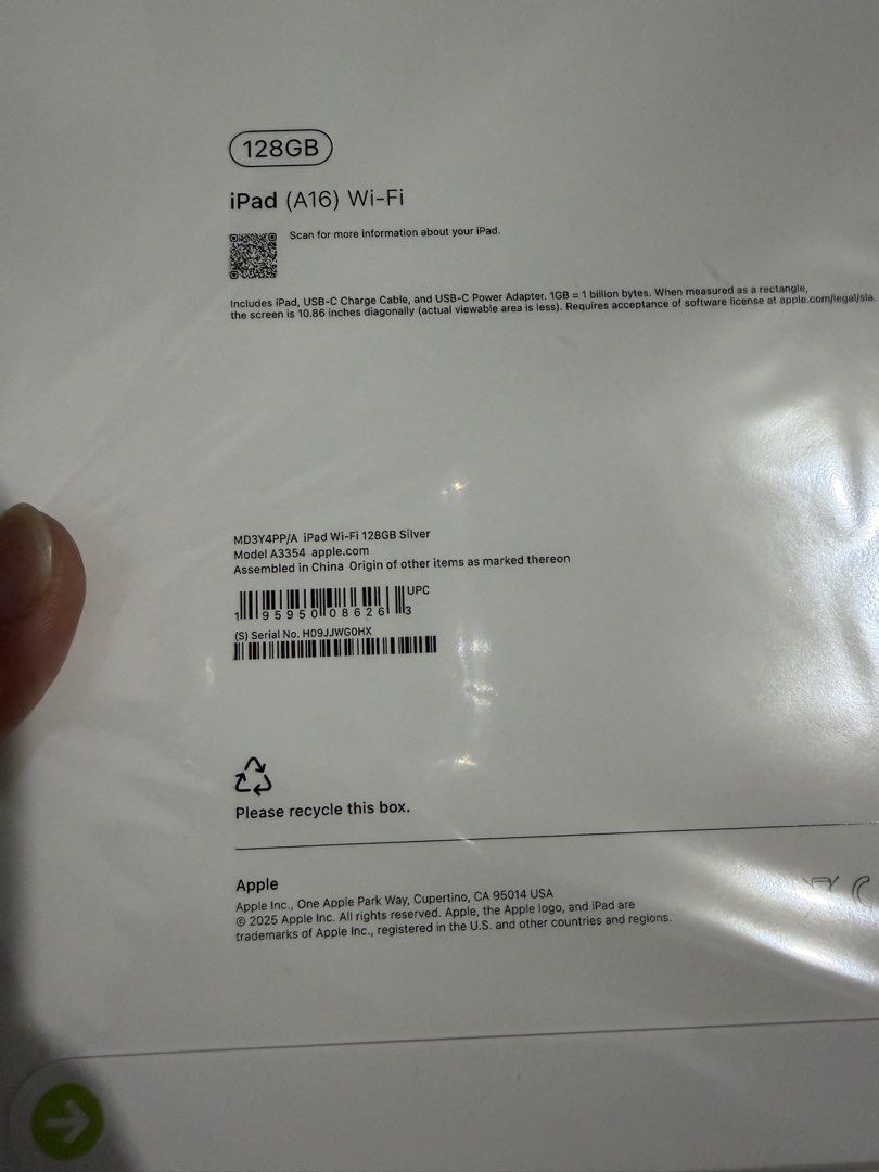 Ipad 11th Gen 128gb brandnew (Category: iPad) located in Manila. Submitted by jmdelfin23 (Listing ID 1460685855, Image 3). Description: For sale ! Ipad 11th Gen 128gb pink and silver Brandnew sealed Local variant / ntc 1yr apple warranty 26500 each fixed Meetup or pickup Commonwealth qc Sm north Trinoma Munoz.