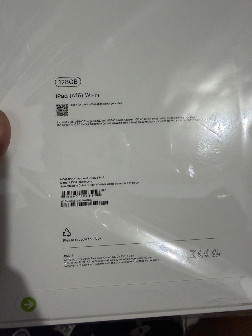 Ipad 11th Gen 128gb brandnew (Category: iPad) located in Manila. Submitted by jmdelfin23 (Listing ID 1460685855, Image 2). Description: For sale ! Ipad 11th Gen 128gb pink and silver Brandnew sealed Local variant / ntc 1yr apple warranty 26500 each fixed Meetup or pickup Commonwealth qc Sm north Trinoma Munoz.