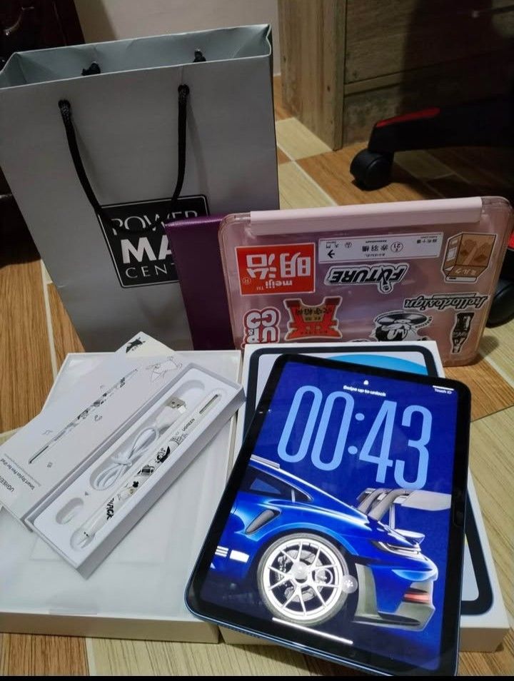 IPAD A16 (Category: iPad) located in Manila. Submitted by yannahsellstuff (Listing ID 1460509505, Image 1). Description: iPad A16 128GB Wifi only 100%BH Still warranty until March No issue No history of repair No dents From power mac Inclusion: Orig box, orig charger, ugreen pencil, powermac paperbag, premium tempered glass and 2 cases PM IS THE 🔑.