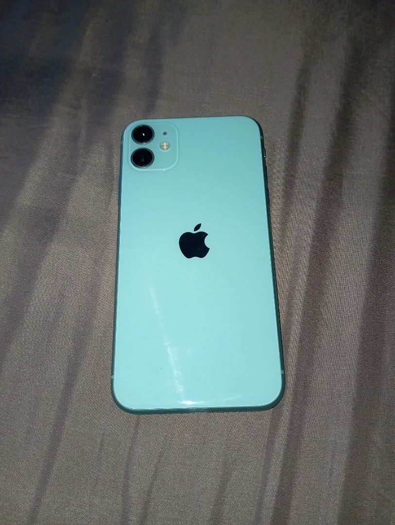 iPhone 11 256GB (Category: iPhone 11 Series) located in Teresa. Submitted by mrs.zoldyck (Listing ID 1460514180, Image 1). Description: - iPhone 11, 256GB - Green - Battery Health: 100% - Latest iOS version 26.6.1 - Replaced High Quality LCD (OLED) - Working True Tone & Face ID - No SIM Restrictions - Dual SIM with two nano-SIM cards (China Variant) ; https://support.apple.com/en-lk/108898 - Unli Reset Issue: Pressing the upper volume button trig