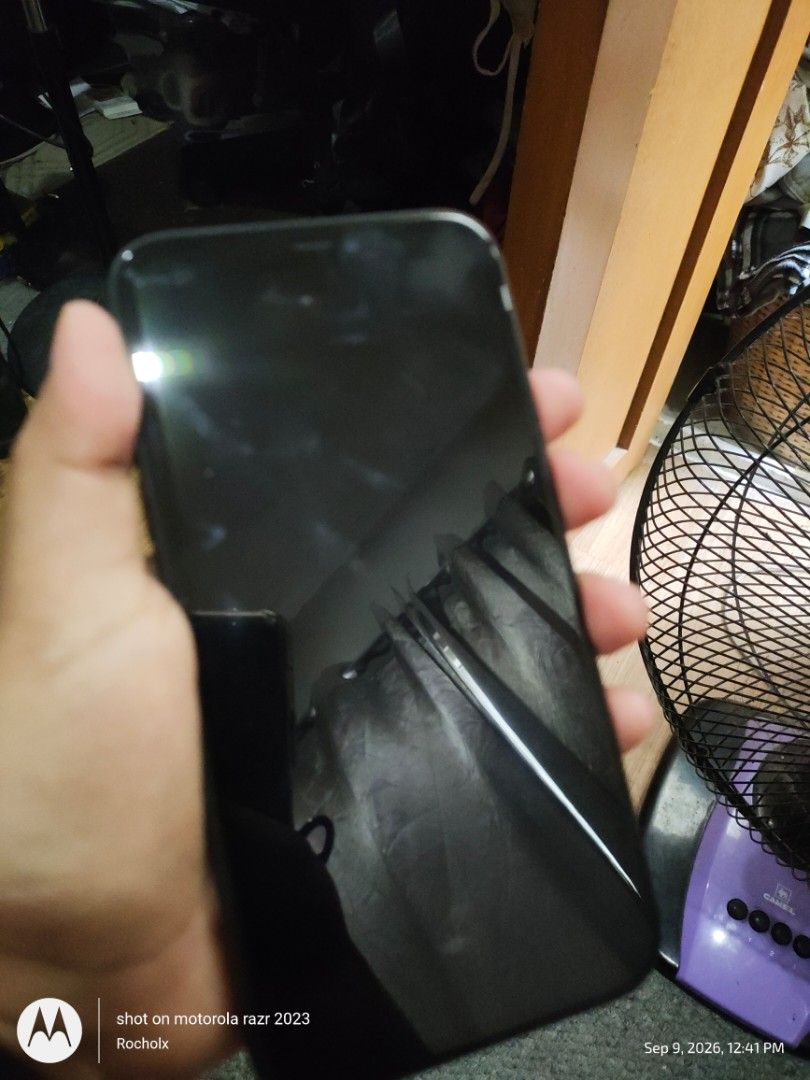iPhone 11 Black 64GB Unlocked (Category: iPhone 11 Series) located in Cebu City. Submitted by rochol (Listing ID 1460543106, Image 2). Description: iPhone 11 64GB Unlocked meaning any sim works. Got this 2019 as brand new bought in SM Apple Store battery has been replaced so please expect that it is not the same as before. the rest are working fine. there are times the silent notif comes up but it shouldn't affect the overall functionality and pe
