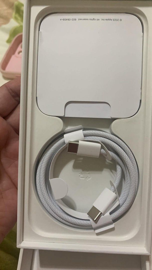 iPhone 15 128GB Pink (Category: Batteries & Power Banks) located in Makati City. Submitted by velocireyes (Listing ID 1460711801, Image 3). Description: 128GB 100% Battery health Pink bought last year and rarely used negotiable rfs need funds.