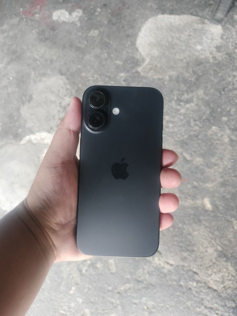 Iphone 16 U.W TIL 07/2027 (Category: iPhone 16 Series) located in Davao. Submitted by jomarjames (Listing ID 1460595393, Image 1). Description: - iPhone 16 - Color: Black - Condition: Excellent - Storage: 128 GB - 100bh 46cc - zpa.