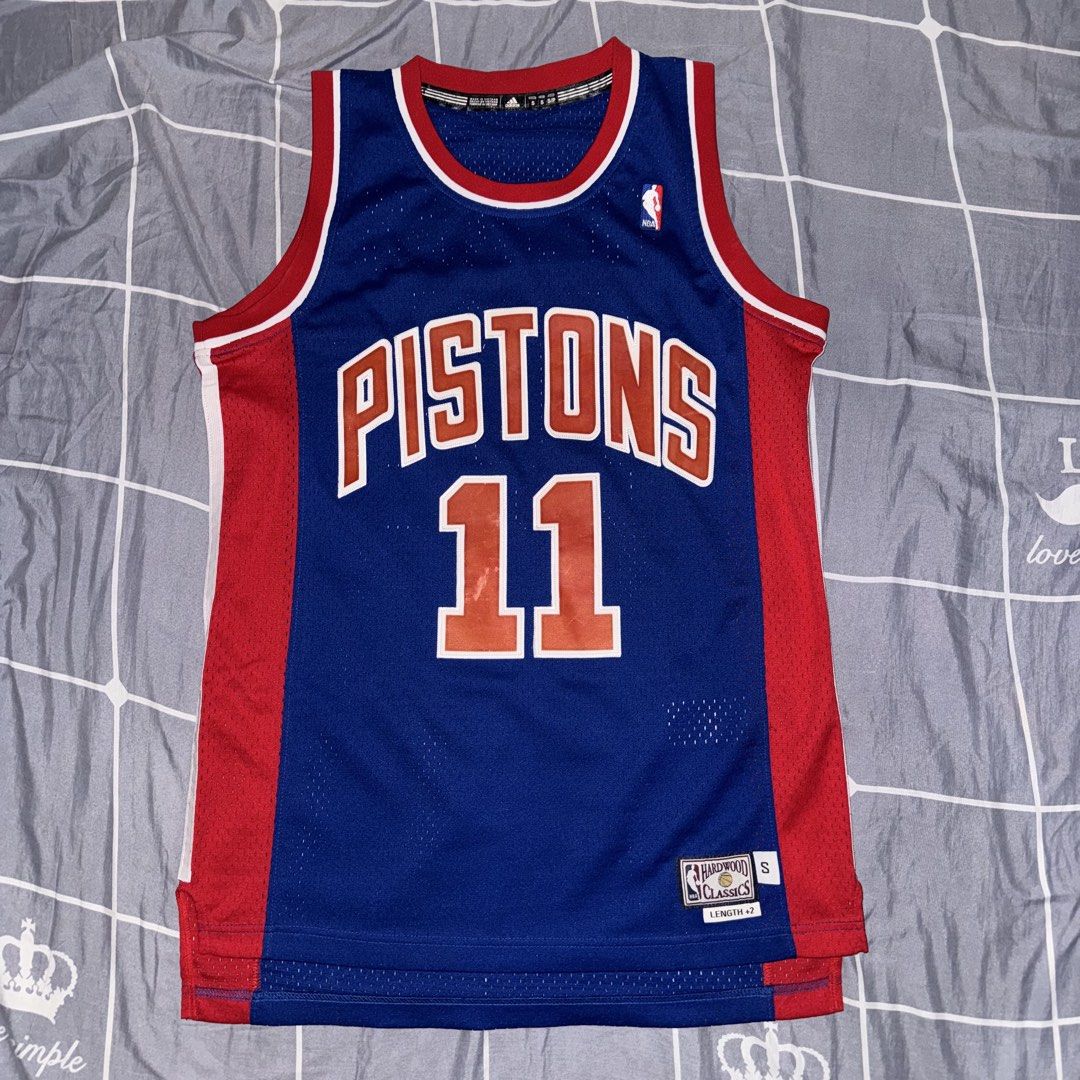 Isiah Thomas Pistons NBA Jersey (Category: Activewear) located in Manila. Submitted by freemanwsi (Listing ID 1460512675, Image 1). Description: Faded patches.