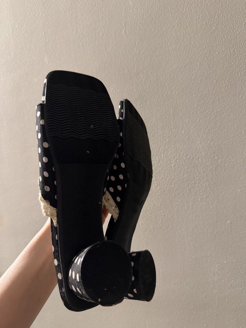 Italian heels (Category: Heels) located in Makati City. Submitted by florencedoll (Listing ID 1460697188, Image 2). Description: .