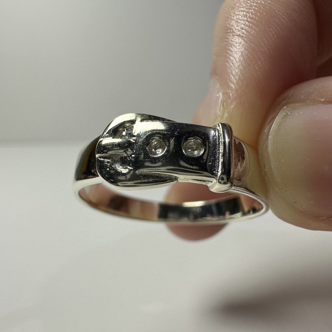 italy silver belt ring 2.6g (Category: Rings) located in Pakil. Submitted by primrosehearts (Listing ID 1460517534, Image 2). Description: authentic 925 italy silver with stamping hypoallergenic size: 2.6g grams: 9.