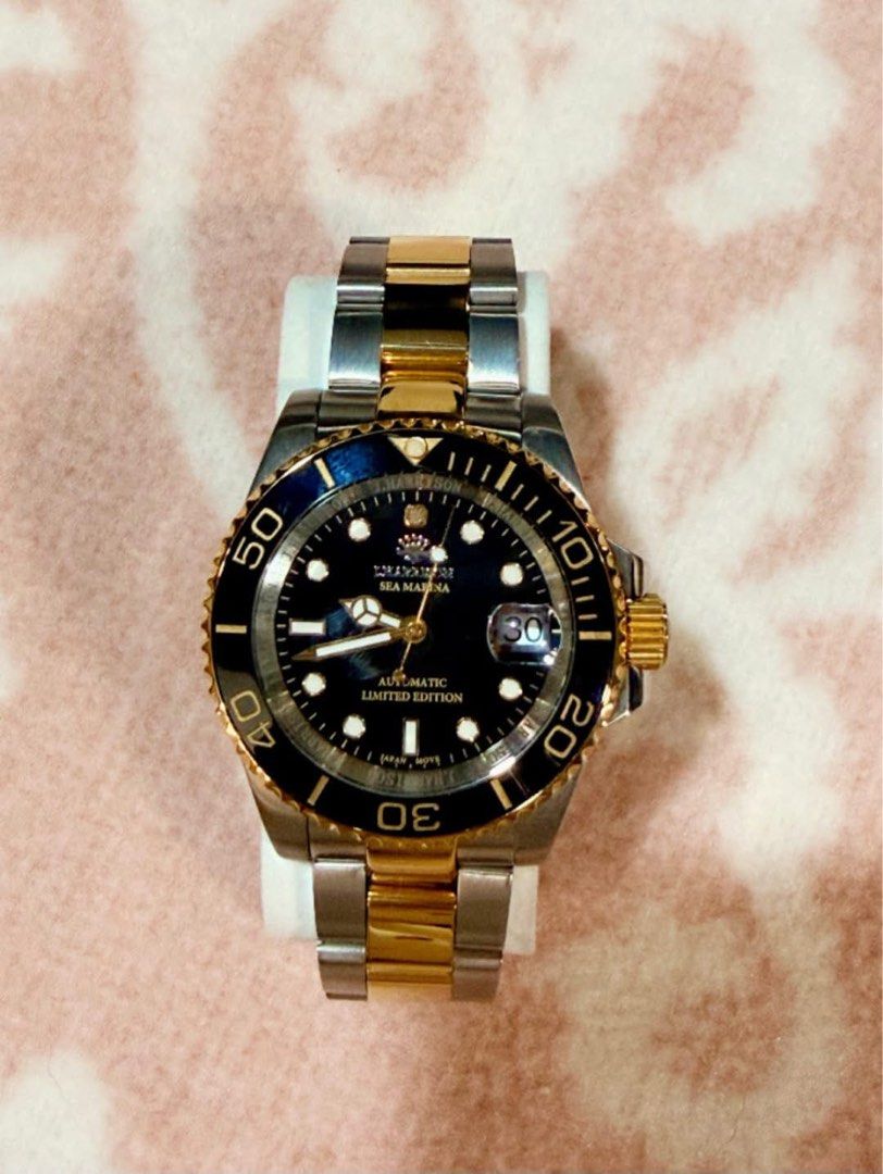 J. Harrison Watch (Category: Men's Watches) located in Quezon City. Submitted by liezl.marie (Listing ID 1460670746, Image 2). Description: A two-tone automatic men’s watch from J• Harris0n, a black dial and a gold-and-silver stainless steel band. -41mm 5,500 Open for layaway. Disclaimer: We are not affiliated, associated, authorized, endorsed by or in any way officially connected with any other company or luxury brand. All copyrights are reserve