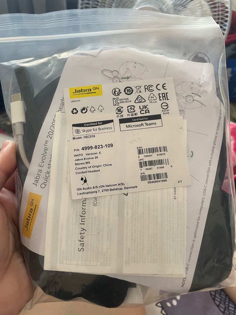 Jabra Evolve 20 (Category: Headphones & Headsets) located in Caloocan City. Submitted by royalphoenix_7dd2d1 (Listing ID 1460573183, Image 2). Description: .