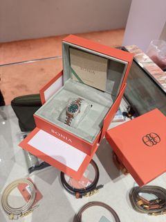 (Category: ) located in . Submitted by aisyah20_ (Listing ID 1460555029, Image 1). Description: .