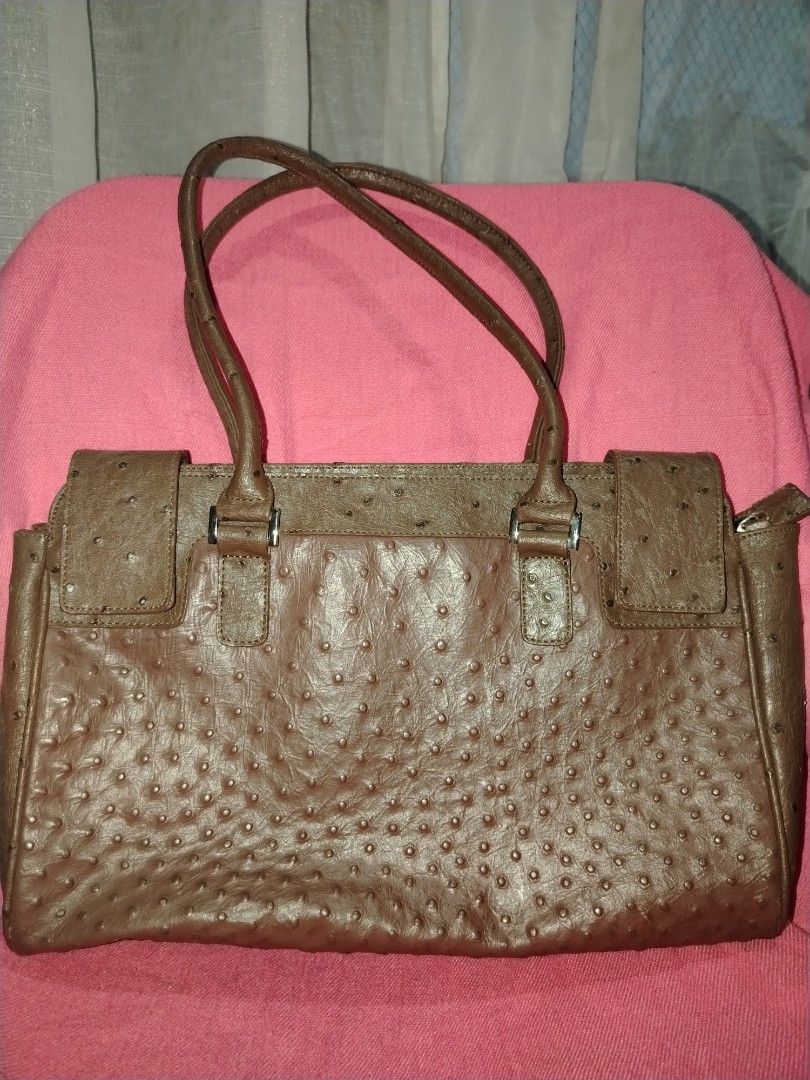 Japan collection ostritch leather (Category: Tote Bags) located in Tagum. Submitted by mjprelovedbags2020 (Listing ID 1460509774, Image 1). Description: Genuine ostritch leather no issue office bag kasya laptop super ganda in actual frm japan surplus.
