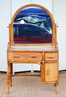 (Category: ) located in . Submitted by FurnitureGallery (Listing ID 1460626024, Image 1). Description: .