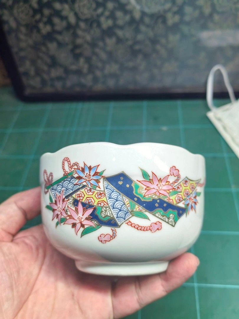 Japanese Ceramic Painted White Bowl (Category: Other Kitchenware & Tableware) located in Cebu City. Submitted by dudes_villanueva (Listing ID 1460714602, Image 1). Description: Japanese Ceramic Painted White Bowl 1pc Excellent condition — no cracks or chips Size: 4in diameter x 2.5in height.