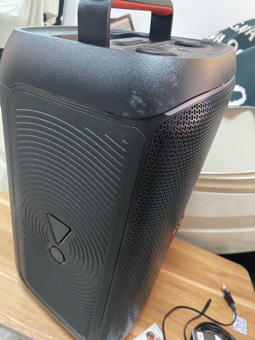 Jbl 120 partybox (Category: Soundbars, Speakers & Amplifiers) located in Cavite. Submitted by elizurjr (Listing ID 1460713634, Image 2). Description: Jbl partybox 120 No issue sa performance Matagal malobat Minor gasgas lng check nlng po sa pic Imus.