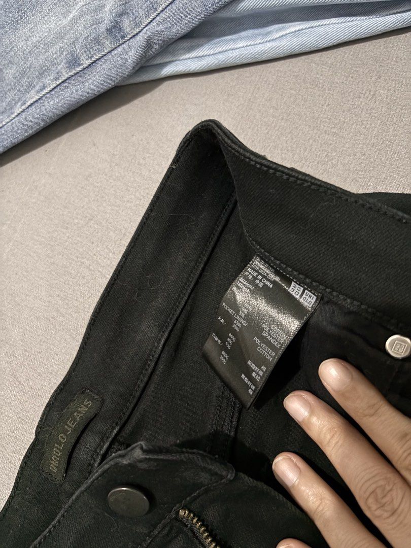 Jeans (Category: Jeans) located in Cavite. Submitted by clawsetangelaco (Listing ID 1460657879, Image 3). Description: Uniqlo Black Skinny Jeans Brand: Uniqlo Fabric: Denim ( Color: Black Size: 26 (66 cm) MOP: Gcash only (Free SF) Weekend Shipment only.
