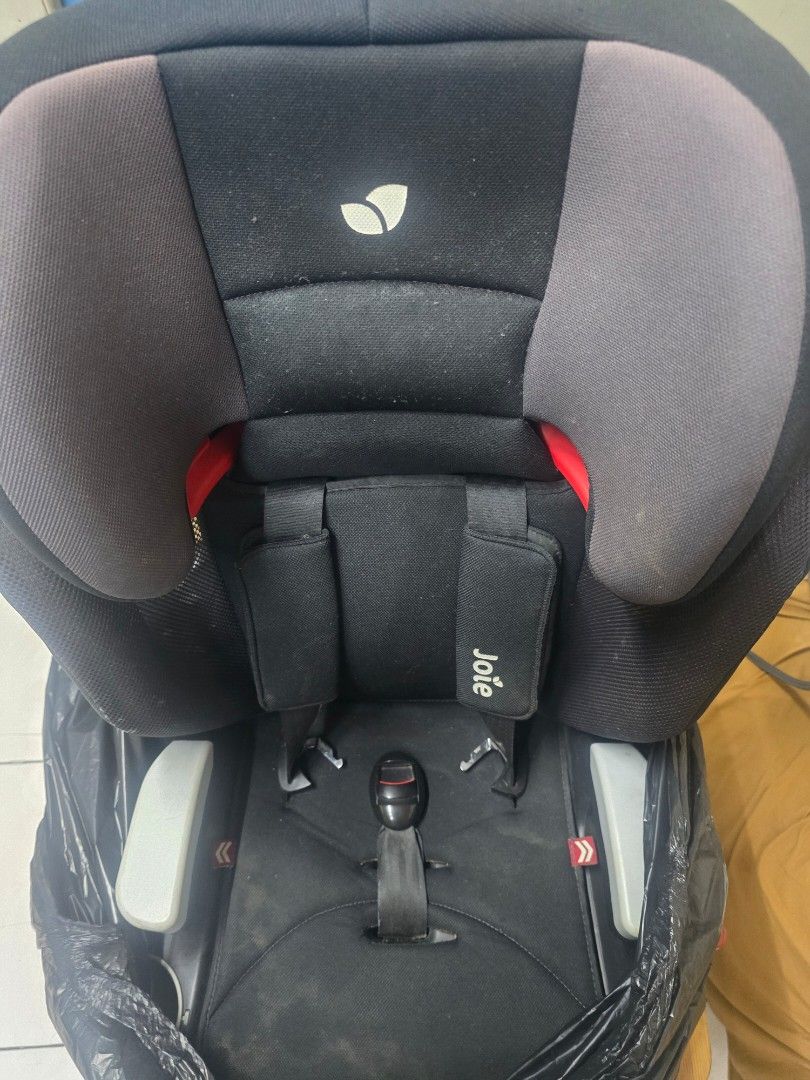 Joie Elevate Car Seat (Category: Kids Tables & Chairs) located in Quezon City. Submitted by thegoodsplanetmnl (Listing ID 1460608162, Image 2). Description: The Joie Elevate Car Seat is a forward-facing Group 1/2/3 combination car seat designed to grow with your child from approximately 9 months up to 12 years old (9–36 kg) rfs : decluttering.