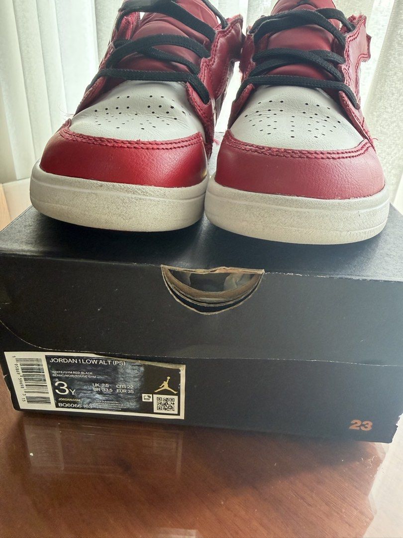 Jordan 1 (Category: Babies & Kids Fashion) located in Las Pinas. Submitted by karensalingarog (Listing ID 1460557682, Image 2). Description: Used but not abused. negotiable.