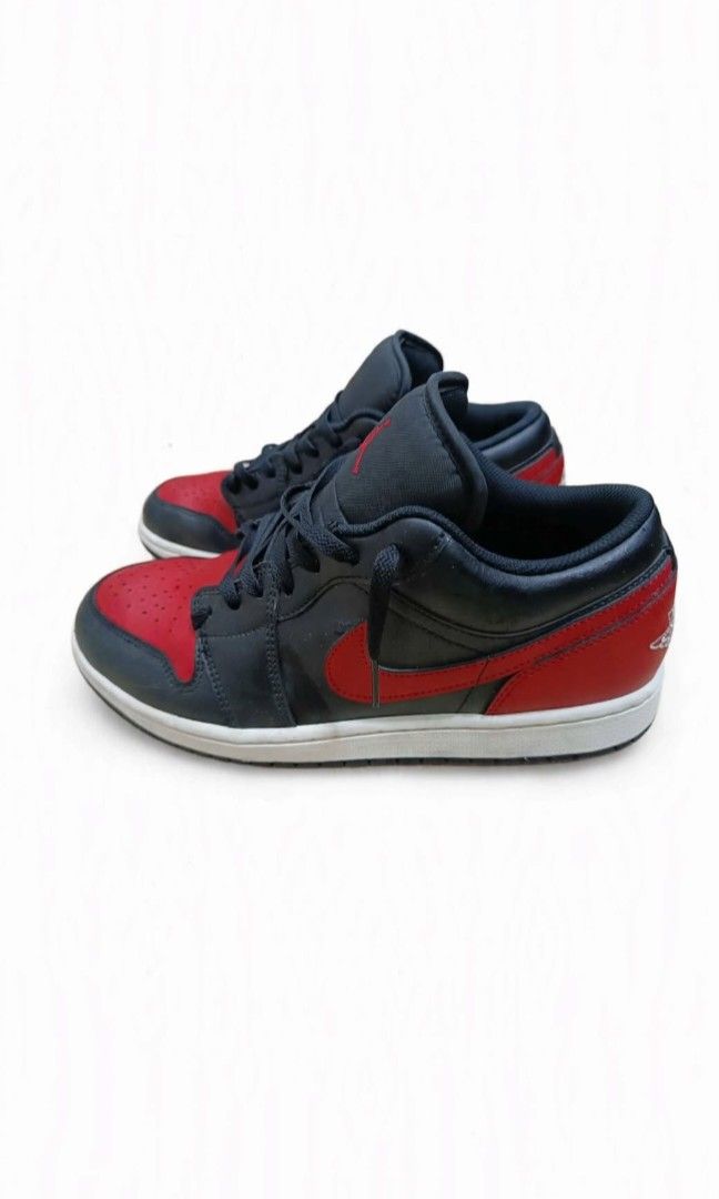 Jordan 1 Low Bred Toe US10 - RUSH TONIGHT 2800 (Category: Sneakers) located in General Trias. Submitted by chillax256 (Listing ID 1460689555, Image 3). Description: RUSH TONIGHT - Jordan 1 Low Bred Toe Size US 10 / EUR 44 / 28cm Condition 8.5/10 - good pa, need linis lang No issue, makapal pa outsole 2.3 rush tonight only GenTri Cavite - can Lalamove tonight / J&T tomorrow.