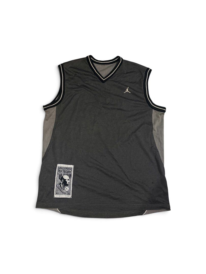 Jordan Reversible Tank Top (Category: Activewear) located in Digos. Submitted by thriftnibro2 (Listing ID 1460571342, Image 2). Description: Jordan Reversible Tank Top Large to Xl Loose stitches sa ibaba 📩📩.