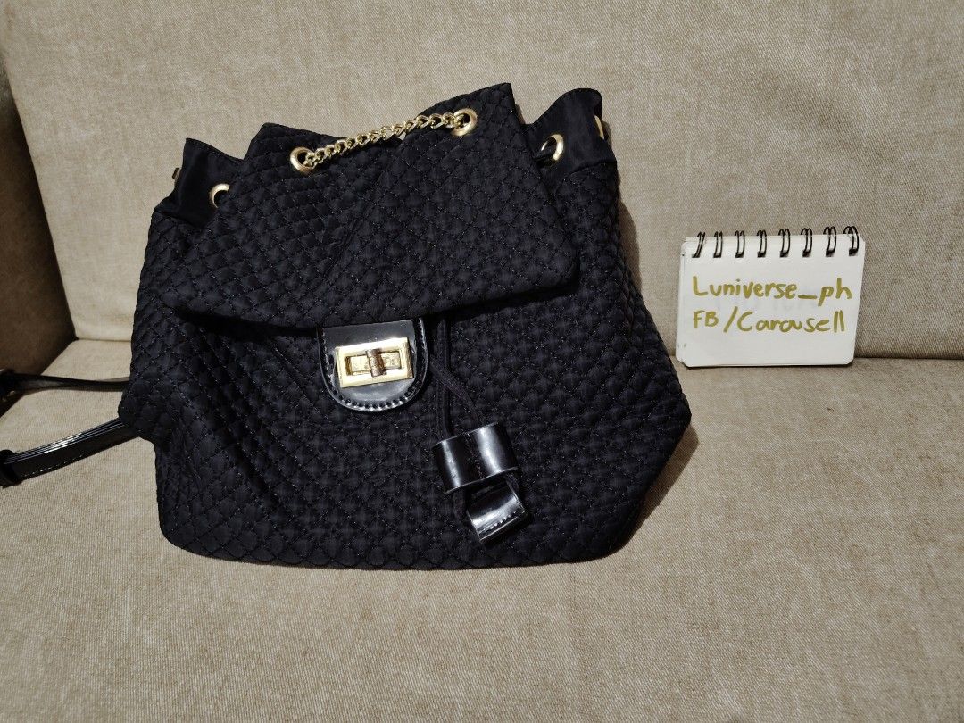 Jovanni women's bag (Category: Backpacks) located in Manila. Submitted by luniverse_ph (Listing ID 1460628628, Image 1). Description: .