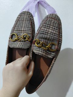 (Category: ) located in . Submitted by wornwardrobe (Listing ID 1460616929, Image 1). Description: .
