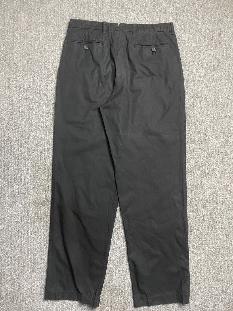 Junya watanabe CDG Pants (Category: Trousers) located in Quezon City. Submitted by cozy_thrifting (Listing ID 1460711658, Image 2). Description: 30 Waist 12.5 Thighs 8 hem 39 length No issue.