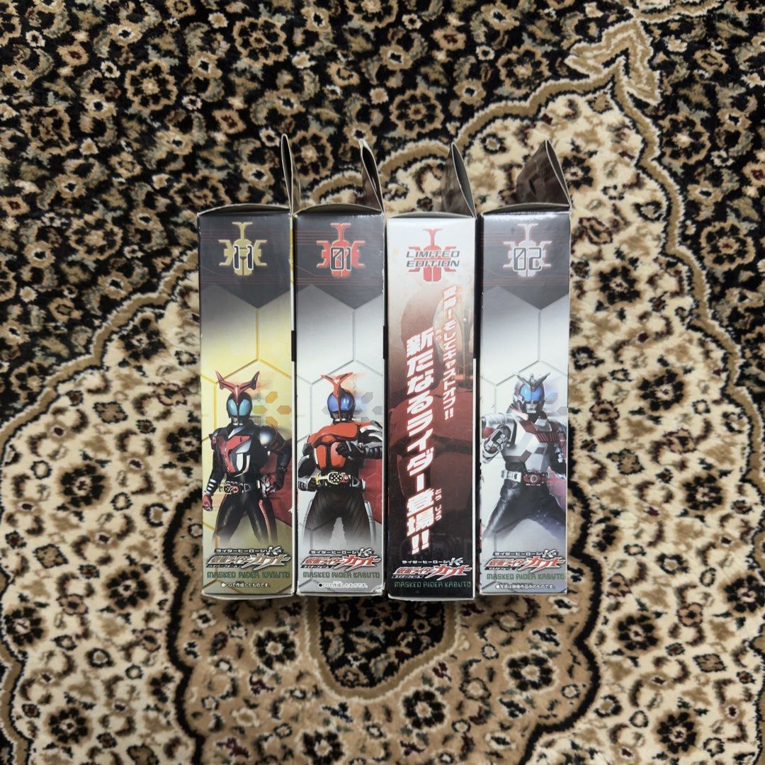 Kabuto Sofubi (Category: Toys & Collectibles) located in Serendah. Submitted by syafeeeqq (Listing ID 1460706670, Image 3). Description: -Price for all, inc pos.