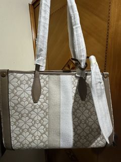 （分類：）位於 。 由 chingching0703 提交（商品編號 1460508407，圖片 1）。簡介： 。
