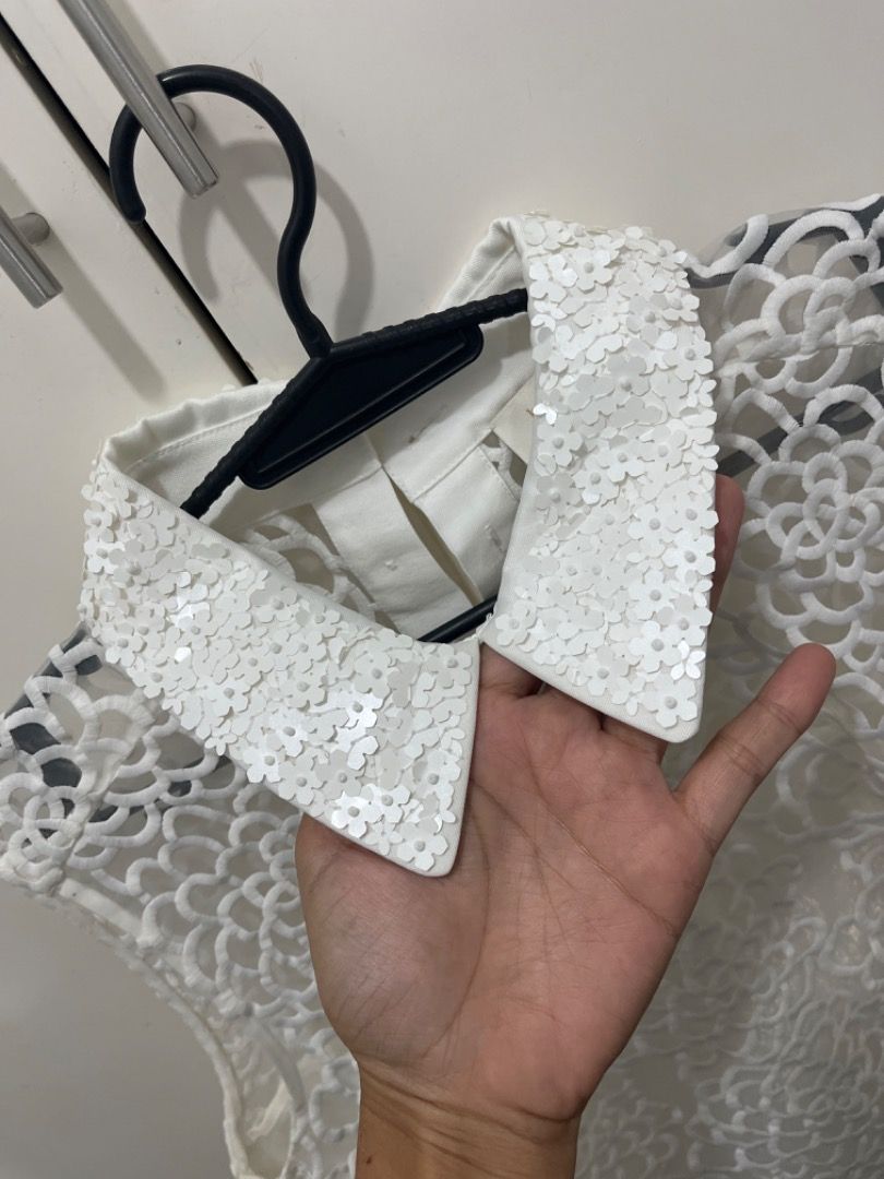 Kate spade (Category: Blouses) located in Santiago. Submitted by evrythngulove (Listing ID 1460527433, Image 3). Description: Medium - semi L Super gandaaaa Never worn .