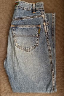 （分類：）位於 。 由 cdg_lover 提交（商品編號 1460568829，圖片 1）。簡介： 。