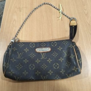 (Category: ) located in . Submitted by francheskaukayukay (Listing ID 1460581837, Image 1). Description: .