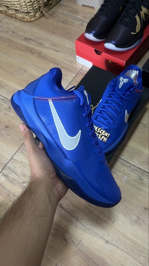 Kobe 5 Dodgers (Category: Sneakers) located in Manila. Submitted by jcpescasio24 (Listing ID 1460574170, Image 2). Description: Kobe 5 Dodgers 11us ✅100% Legit ✅Complete & Brandnew ✅Unli Vouch Meetup: UPTC, Ever Commonwealth MOP: Gcash, BPI, BDO 📍Feria, Commonwealth QC.