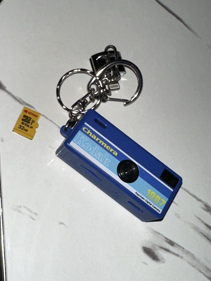Kodak charmera (Category: Other Gadgets) located in Manila. Submitted by kayecprs (Listing ID 1460709545, Image 3). Description: Rfs: Not using it anymore Wt box and other accessories Inclusions: * 32gb sd card (fr kodak) * sd card reader (ios) .