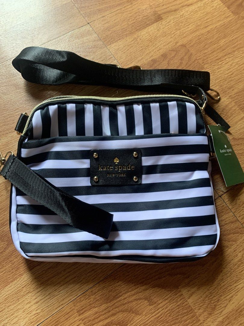 KS Sling and Wrislet (Category: Cross-body Bags) located in Binangonan. Submitted by carou21023 (Listing ID 1460513936, Image 2). Description: .