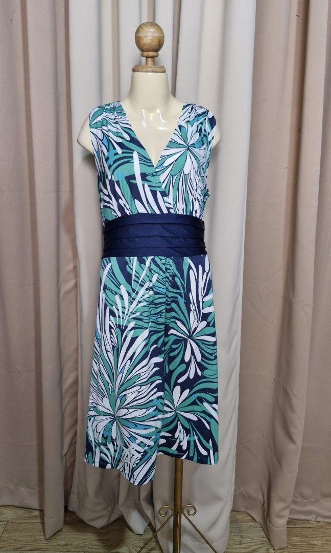 L: Dressbarn Dress (Category: Dresses) located in Calabanga. Submitted by deniseallyson (Listing ID 1460569493, Image 1). Description: .