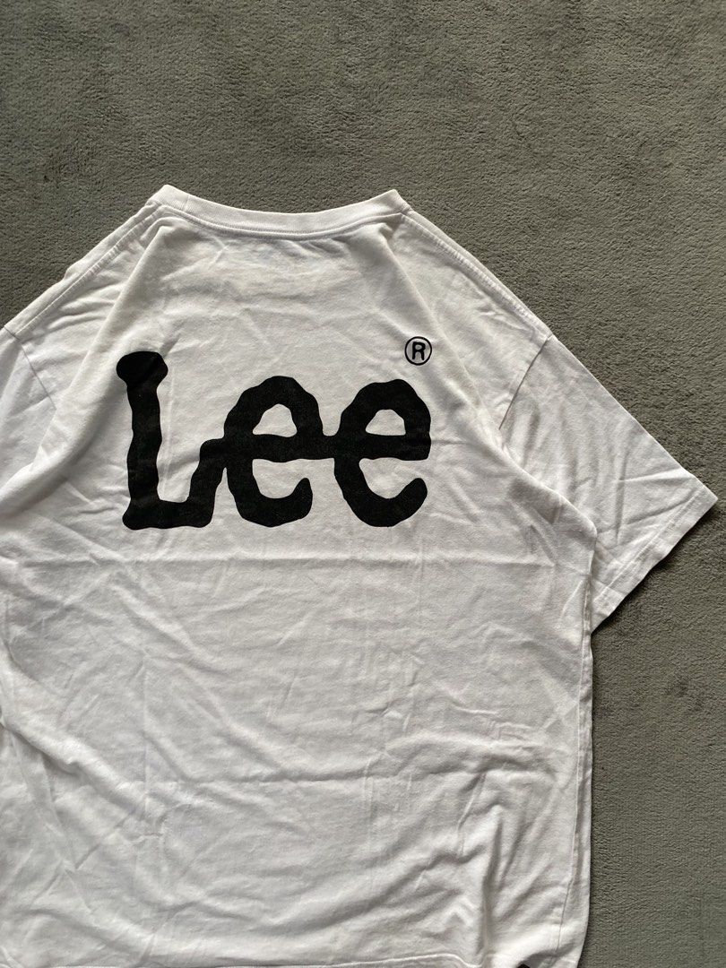 Lee Shirt White (Category: Tshirts & Polo Shirts ) located in Ozamiz City. Submitted by thriftnikael (Listing ID 1460683402, Image 2). Description: width: 22.5 length: 28.5 size: xl Color rate: 10/10 Condition: 10/10 Issue: n/a.