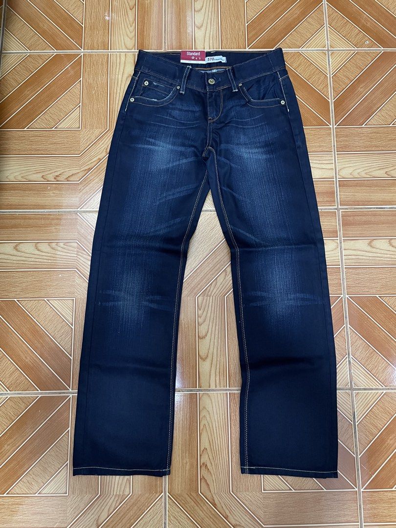 LEVI’S 570 straight fit (Category: Jeans) located in Muntinlupa City. Submitted by clarencemirones (Listing ID 1460621790, Image 3). Description: LEVI’S 570 straight fit W28 - 29 L36 - 38 brand new 4pcs dm me!.