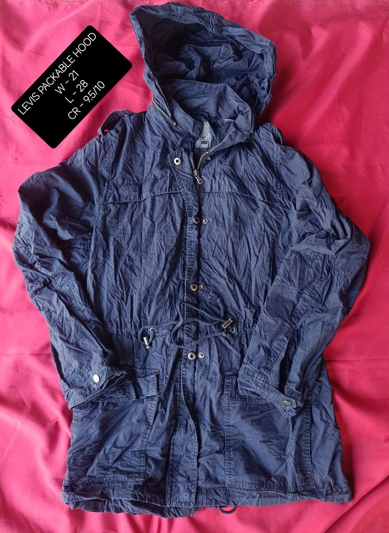 LEVIS HOODIE JACKET (Category: Coats, Jackets and Outerwear) located in Bulacan. Submitted by moybilog (Listing ID 1460552543, Image 1). Description: .