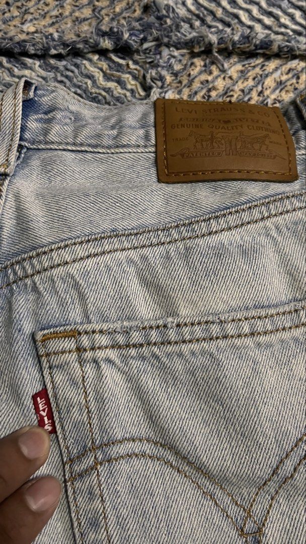 Levis Premium Buttonfly Pants (Category: Jeans) located in Cabuyao City. Submitted by kisyana (Listing ID 1460649550, Image 3). Description: .